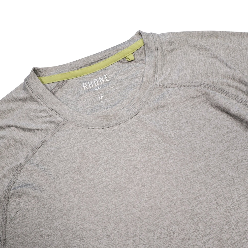 RHONE Men's S Heather Grey Atmosphere Performance Stretch Short Sleeve Shirt